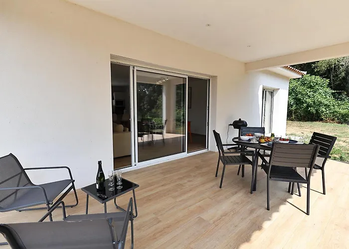 Villa Moderne 2 A Proximite De La *